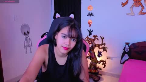 victoriacarmonaa online show from 25, 10, 2025