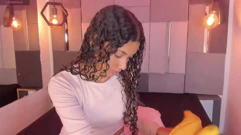 Snapshot of victoriaduarte chatting on 14, 2, 2026 Victoria online show from 14, 2, 2026