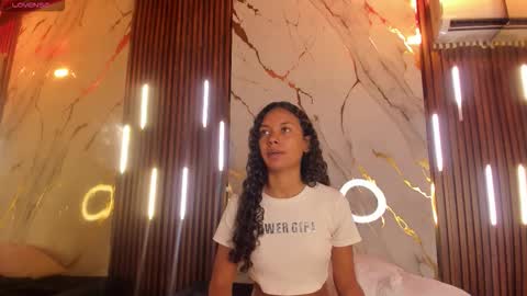 Snapshot of victoriaduarte chatting on 18, 3, 2026 Victoria online show from 18, 3, 2026