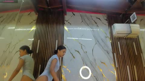 Snapshot of victoriaduarte chatting on 25, 3, 2026 Victoria online show from 25, 3, 2026