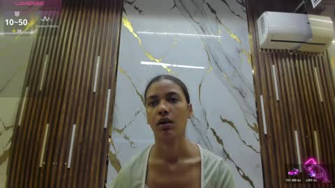 Snapshot of victoriaduarte chatting on 8, 4, 2026 Victoria online show from 8, 4, 2026