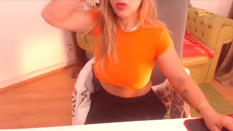 Snapshot of victoriagreyy chatting on 18, 12, 2025 victoriagreyy online show from 18, 12, 2025