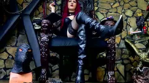 Snapshot of victoriaheller chatting on 15, 7, 2026 Victoria Heller online show from 15, 7, 2026