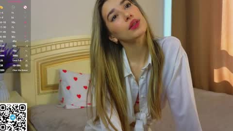 victoriahouston online show from 17, 4, 2026