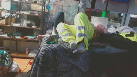 Snapshot of victoriajohn chatting on 11, 11, 2025 victoriajohn online show from 11, 11, 2025