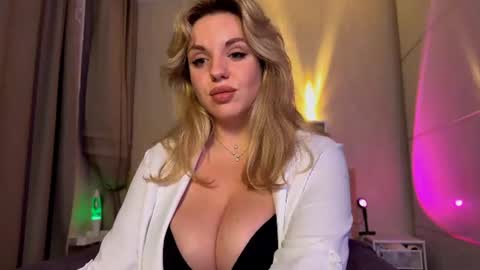 Victoria online show from 13, 7, 2026