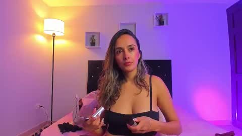 victoriia_rose_ online show from 2, 4, 2026