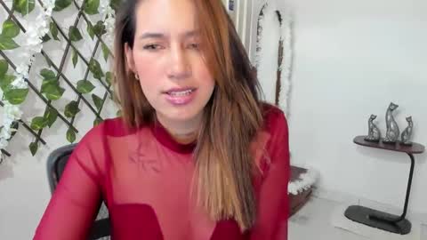 Victoria online show from 3, 12, 2025