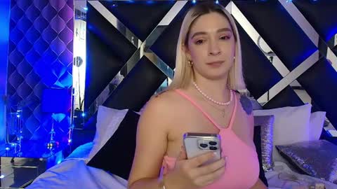 Snapshot of victtoria_lee chatting on 16, 5, 2026 victtoria lee online show from 16, 5, 2026