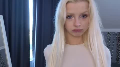 Eva online show from 13, 5, 2026