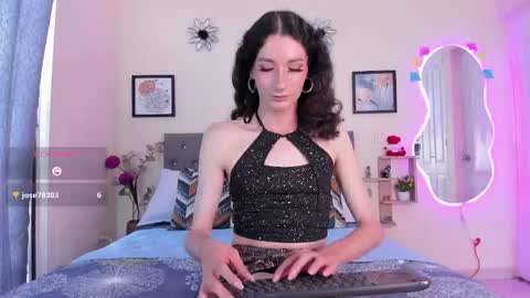 Violet online show from 14, 11, 2025