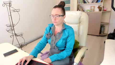 Ukrainian-woman online show from 13, 11, 2025