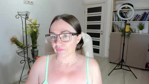 Ukrainian-woman online show from 8, 1, 2026