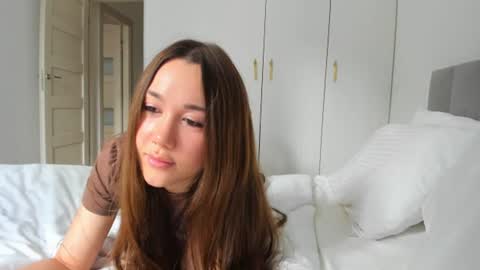 Vika   online show from 5, 7, 2026