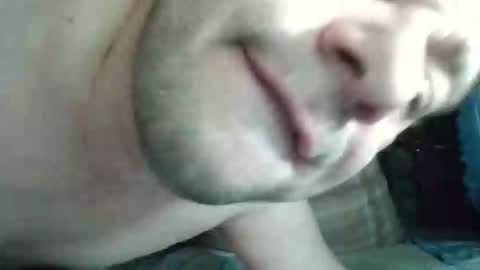 Snapshot of vikbika2 chatting on 22, 2, 2026 Tom reunz online show from 22, 2, 2026