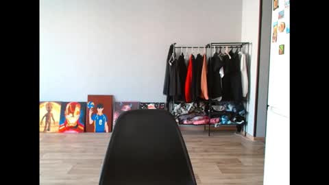 Viki Kelt online show from 9, 9, 2025