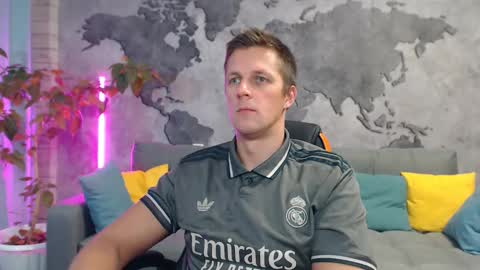 vikingchrisss online show from 9, 11, 2025