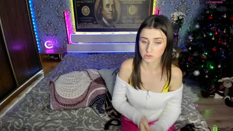 Snapshot of vikki_and_george chatting on 21, 1, 2025 vikki and george online show from 21, 1, 2025