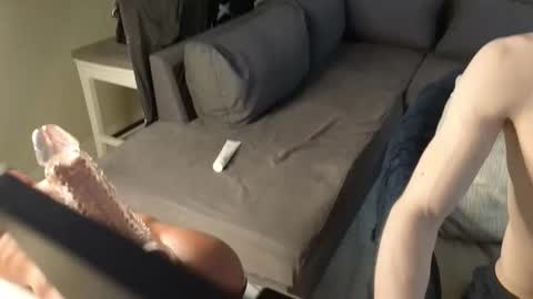 Max online show from 30, 10, 2025