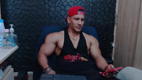 Viktor Herrera online show from 9, 2, 2026