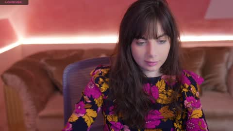 Snapshot of viktoria_storm chatting on 4, 12, 2024 Alisa online show from 4, 12, 2024