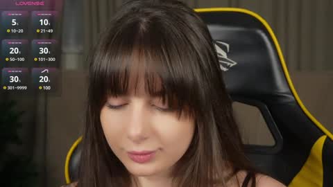 Snapshot of viktoria_storm chatting on 15, 12, 2024 Alisa online show from 15, 12, 2024