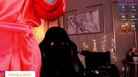 Snapshot of vikypetiteee chatting on 19, 4, 2026 Victoria online show from 19, 4, 2026