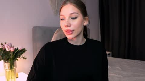 Villanelle online show from 4, 4, 2026