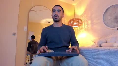 VINCE online show from 24, 11, 2025