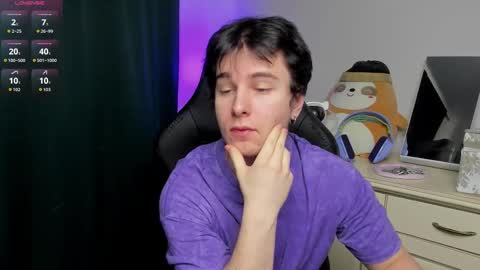 Snapshot of vincent__strong chatting on 4, 3, 2026 Vincent Strong online show from 4, 3, 2026