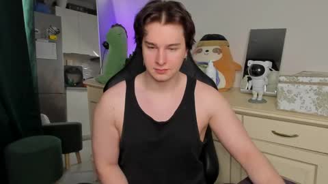 Snapshot of vincent__strong chatting on 13, 5, 2026 Vincent Strong online show from 13, 5, 2026