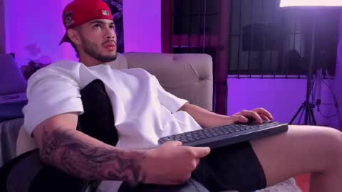 Vincent online show from 28, 11, 2025