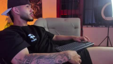 Snapshot of vincentblack_ chatting on 3, 2, 2026 Vincent online show from 3, 2, 2026