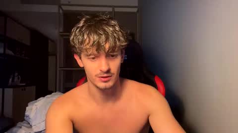 vincentprice69 online show from 4, 11, 2025