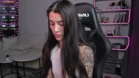 vinkitinkii online show from 15, 1, 2025