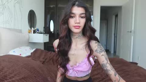 vinkitinkii online show from 7, 10, 2025