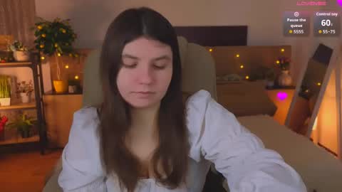 Snapshot of viola__shy chatting on 20, 4, 2026 Viola online show from 20, 4, 2026