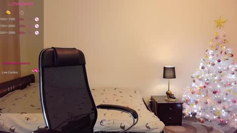 Snapshot of violawane chatting on 9, 12, 2024 Viola online show from 9, 12, 2024