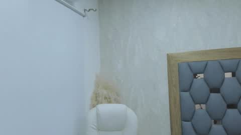 violeet_gray online show from 26, 2, 2025