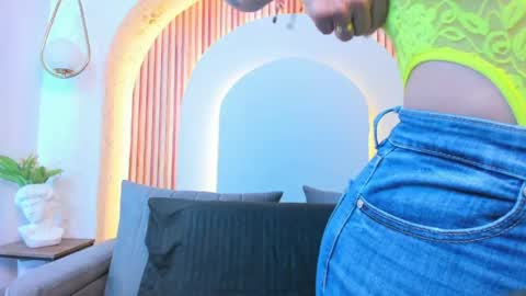 Snapshot of violeet_scottt chatting on 12, 5, 2026 Violette online show from 12, 5, 2026
