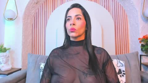 Snapshot of violeet_scottt chatting on 28, 5, 2026 Violette online show from 28, 5, 2026