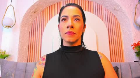 Snapshot of violeet_scottt chatting on 1, 6, 2026 Violette online show from 1, 6, 2026