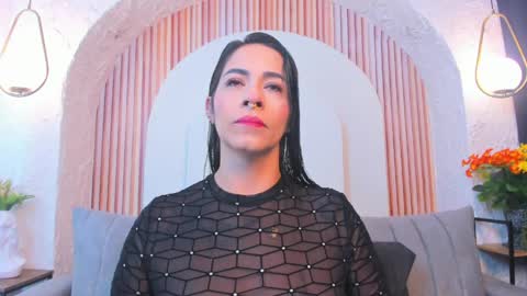 Snapshot of violeet_scottt chatting on 5, 6, 2026 Violette online show from 5, 6, 2026