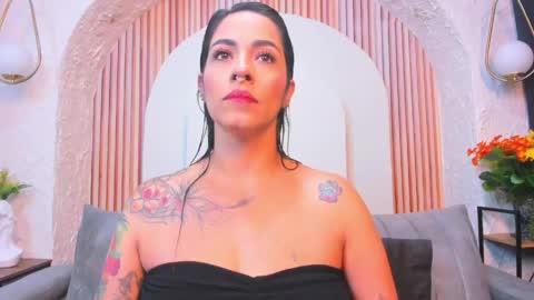 Snapshot of violeet_scottt chatting on 8, 6, 2026 Violette online show from 8, 6, 2026