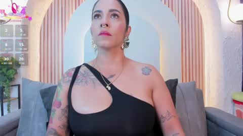 Snapshot of violeet_scottt chatting on 16, 7, 2026 Violette online show from 16, 7, 2026