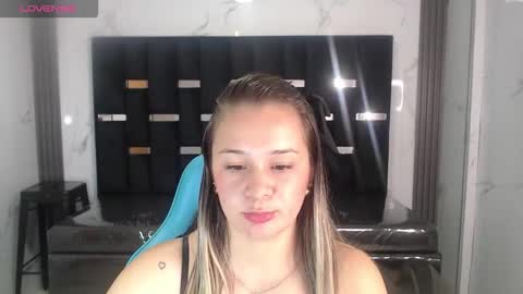 Violet online show from 14, 1, 2026