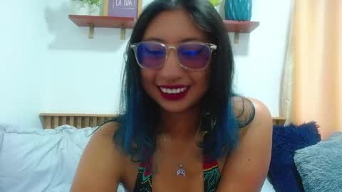 V I O L E T  online show from 15, 5, 2026