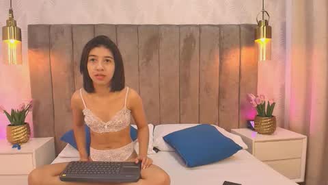 Violeta online show from 15, 12, 2025