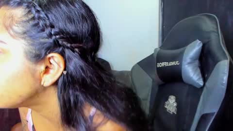 Snapshot of violet_and_myers chatting on 28, 5, 2026 Violet and Myers online show from 28, 5, 2026
