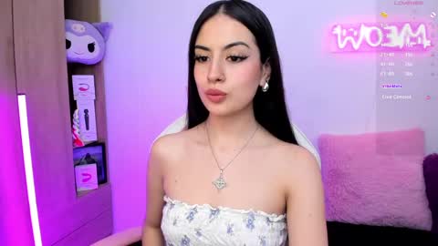 Snapshot of violet_catt chatting on 10, 1, 2025 Violeta online show from 10, 1, 2025